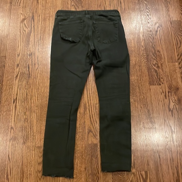 Articles of Society army green stretchy skinny raw hem jeans size 27 - Picture 8 of 10
